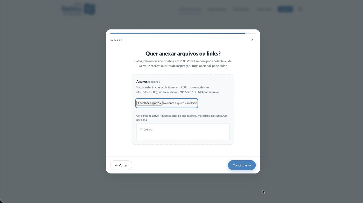 Tela de anexos e links, com o limite de 100 MB por arquivo